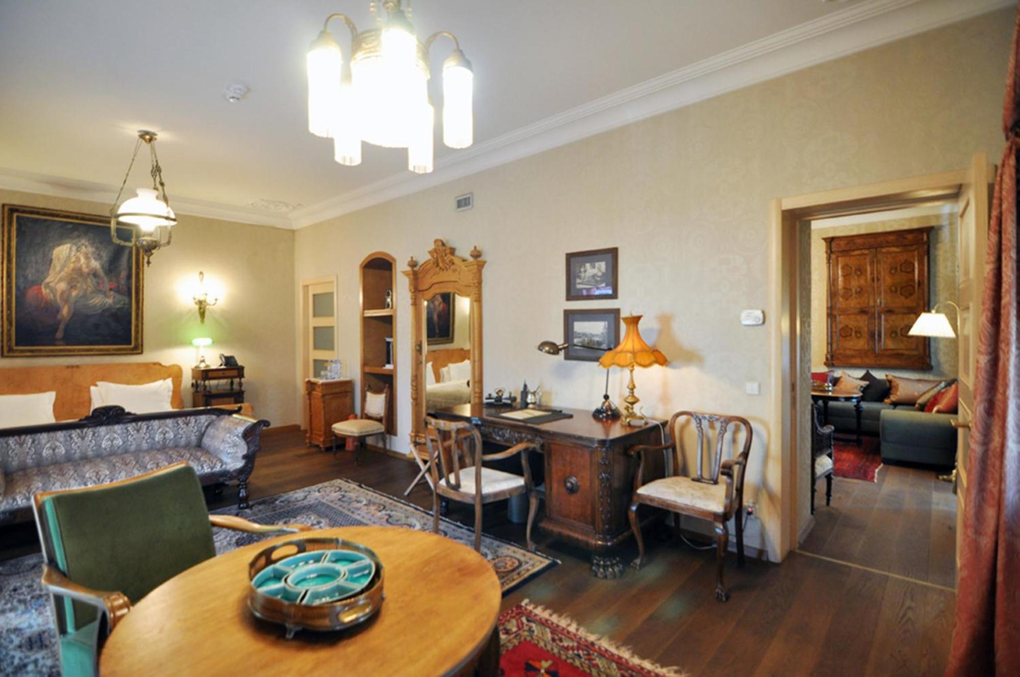 Vinotel Boutique Hotel Tbilisi Værelse billede