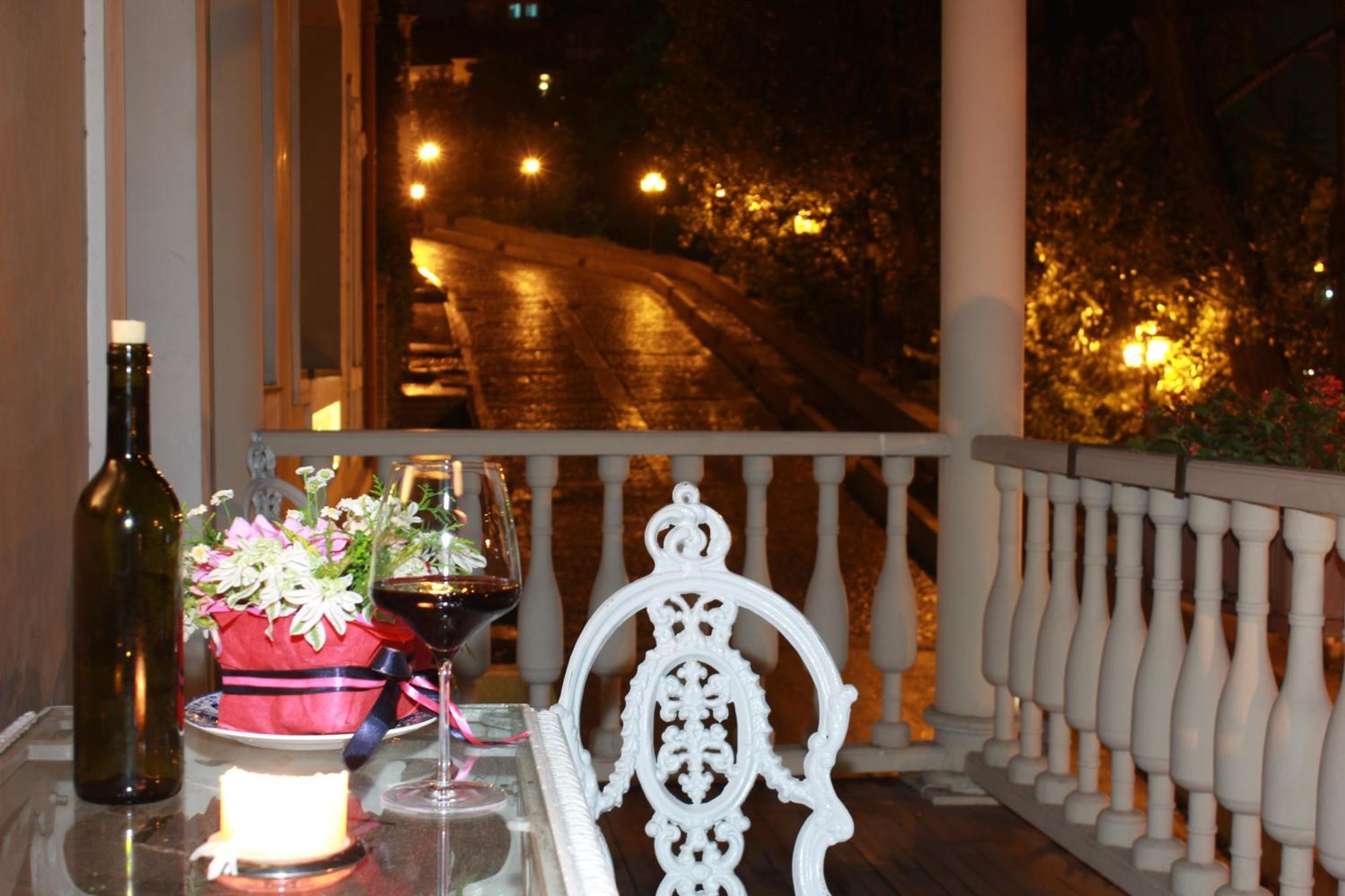 Vinotel Boutique Hotel Tbilisi Værelse billede